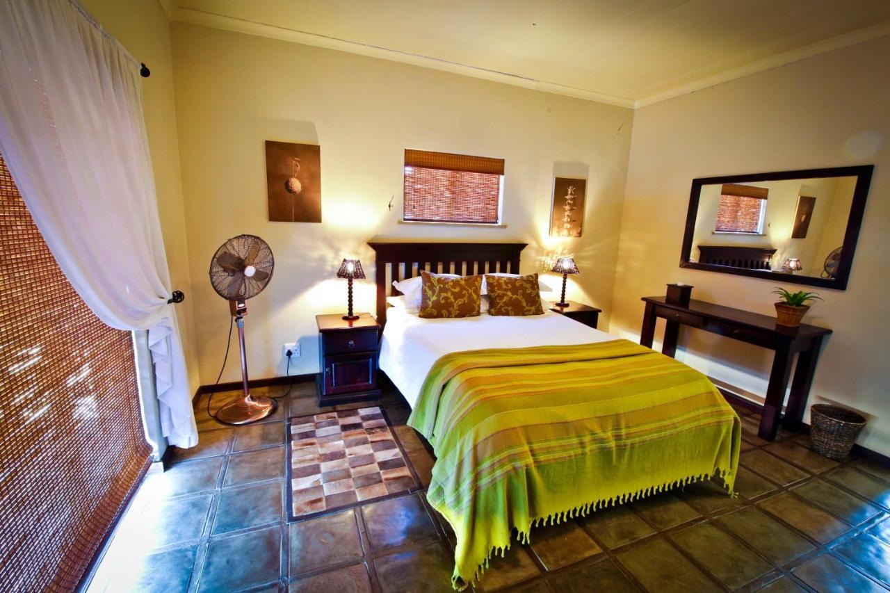 ออทจิว่าซาฟารีลอดจ์ Villa โอชิวารองโก ภายนอก รูปภาพ